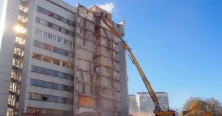 Демонтаж многоэтажного дома Валуйки, цена от 3669 руб.